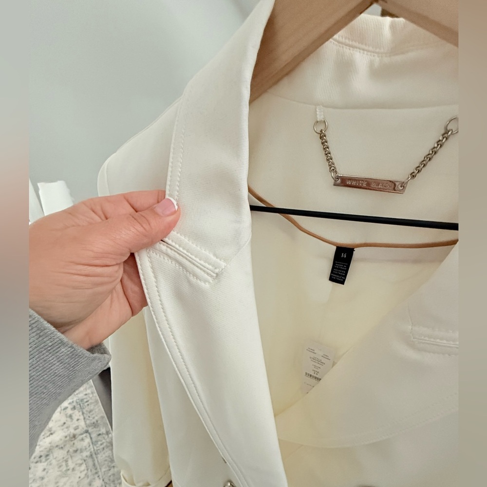 White House Black Market White/Ivory Double Breasted Blazer with Gold Trim(NWT) - Picture 4 of 9